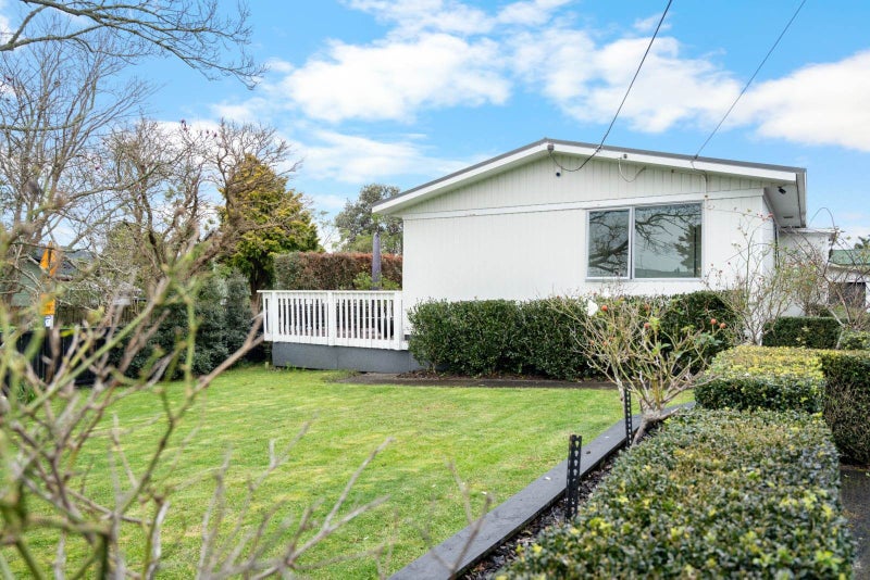 21 Tapu Road, Huapai, Kumeu - Carousel 1