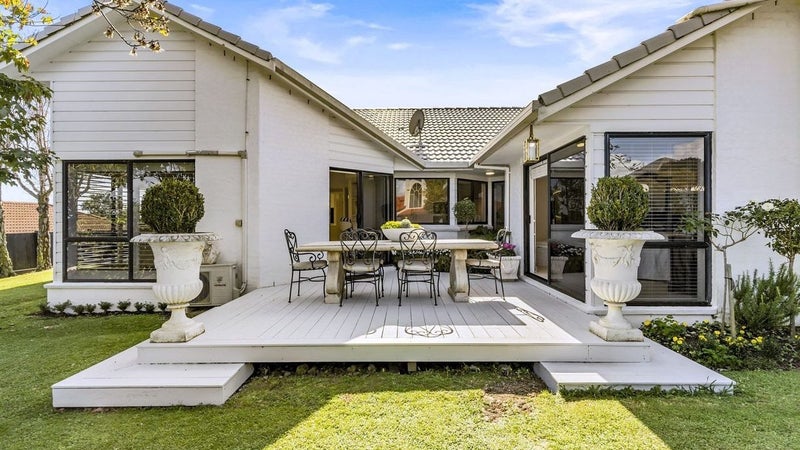 4 Clydesdale Avenue, Somerville, Manukau - Carousel 1