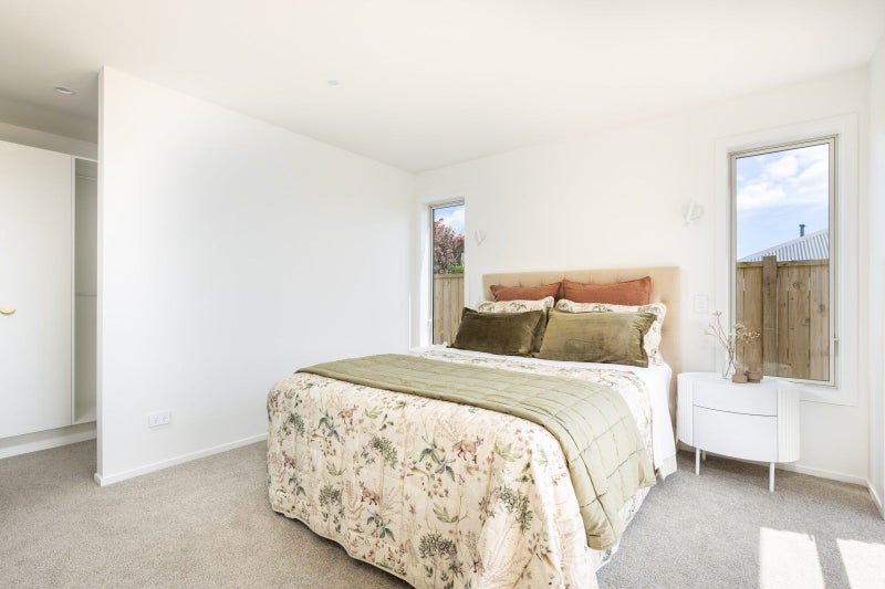 9A Lemont Place, Westown, New Plymouth - Carousel 46