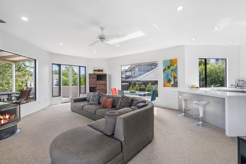 2/34 Awarua Crescent, Orakei, Auckland - Carousel 2