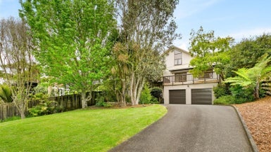 24 Rimu Road, Oratia, Auckland - Carousel 1