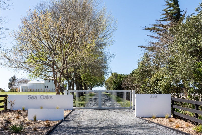 339 Clifton Road, Howick - Carousel 2