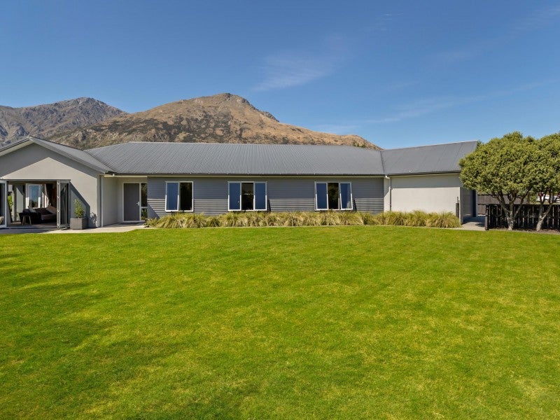 4 Sylvan Street, Lake Hayes, Queenstown - Carousel 1