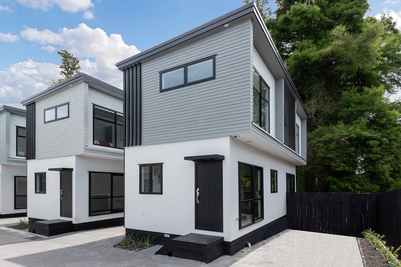 14F Cosy Place, Howick, Auckland - Carousel 1