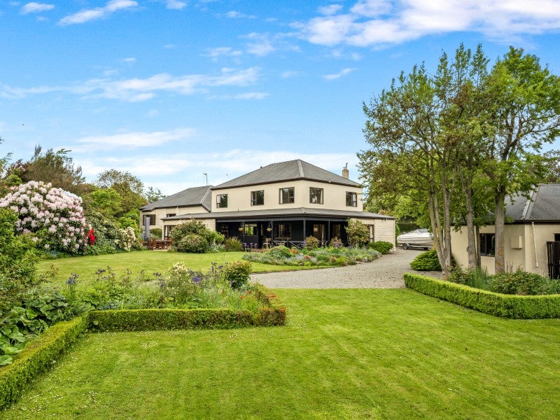 8 Kelk Road, Waiareka Junction, Oamaru - Carousel 1