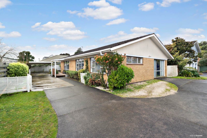 16A Manse Road, Pahurehure, Papakura - Carousel 1