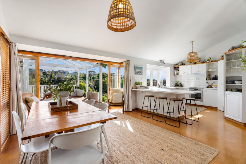 29 Havelock Road, Hospital Hill, Napier - Carousel 1