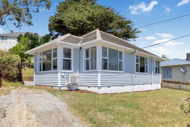96 Hampshire Street, Cannons Creek, Porirua - Carousel 1