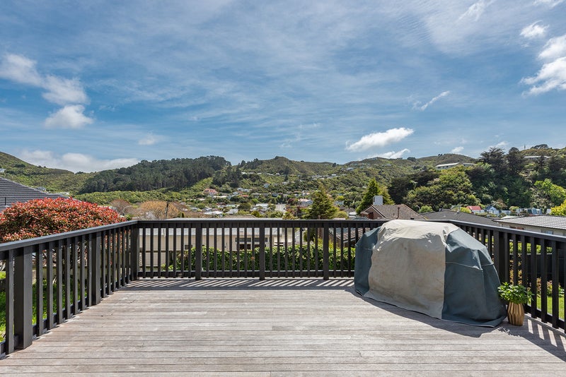 14 Collier Avenue, Karori, Wellington - Carousel 2