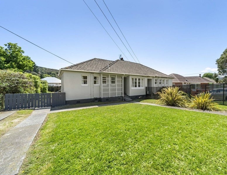 1/28 Judd Crescent, Naenae, Lower Hutt - Carousel 2