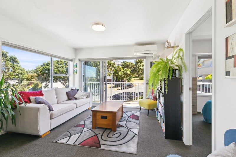 11/32 Akaroa Drive, Maupuia, Wellington - Carousel 10