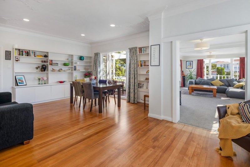 15 Ashleigh Crescent, Miramar, Wellington - Carousel 2