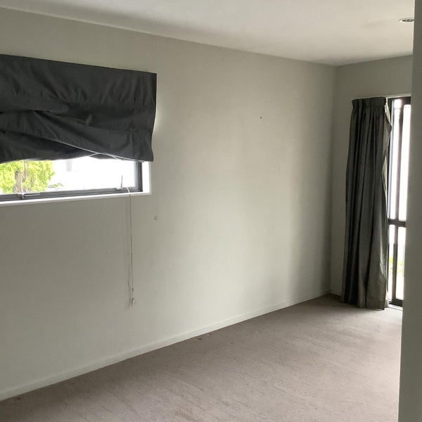18 Avonhead Road, Avonhead, Christchurch - Carousel 35