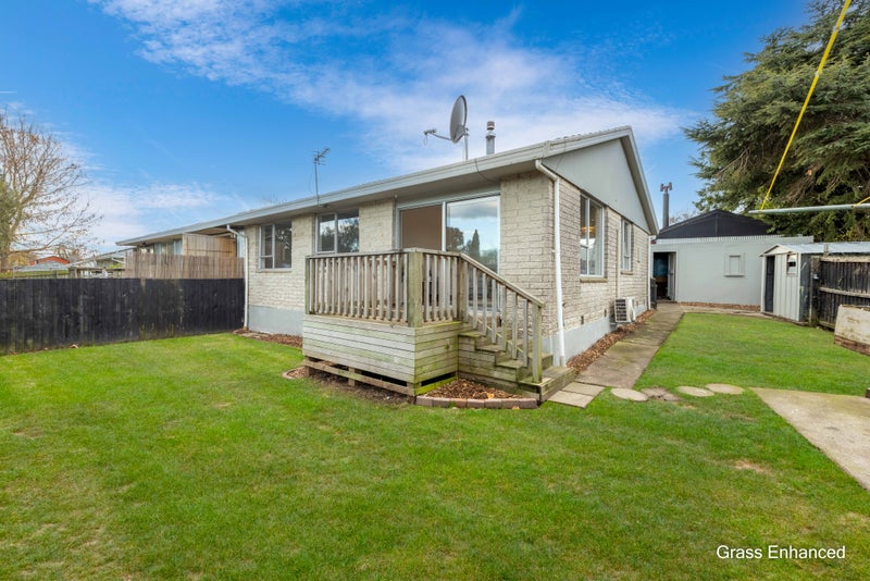 2/72C Cuffs Road, Wainoni, Christchurch - Carousel 1