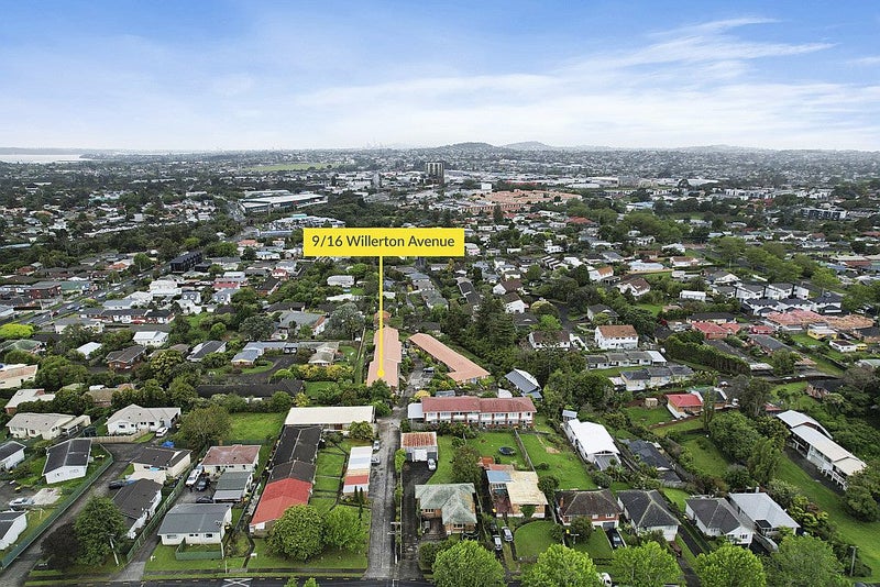 9/16 Willerton Avenue, New Lynn, Auckland - Carousel 20