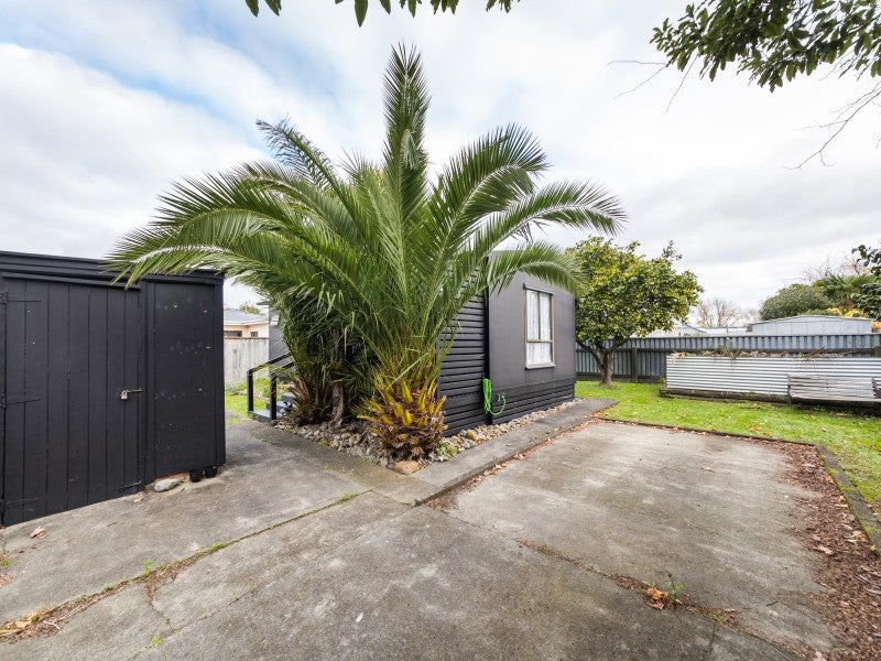 2A Hendon Place, West End, Palmerston North - Carousel 2