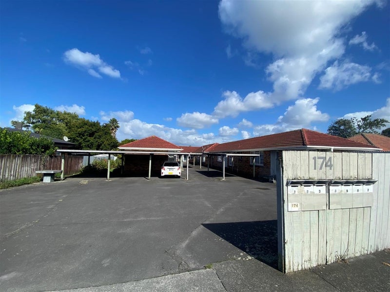 2/174 Rosebank Road, Avondale, Auckland - Carousel 19