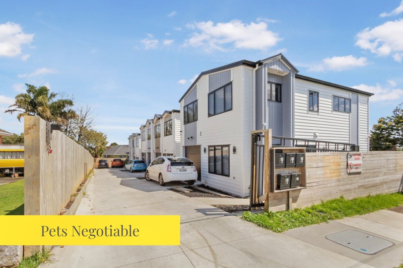 27D Esperanto Road, Papatoetoe, Auckland - Carousel 1