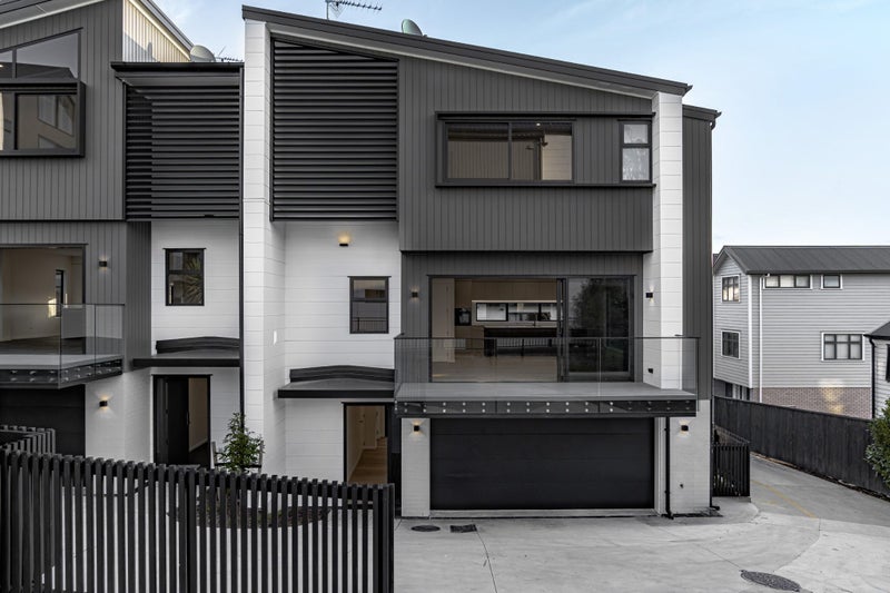2 Stockade View Lane, Howick, Auckland - Carousel 2