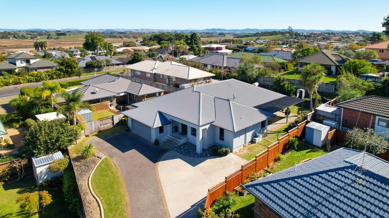 9 Hollinger Place, Nawton, Hamilton - Carousel 1