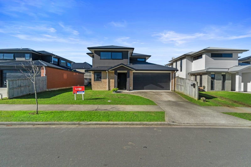 60 Featherstone Drive, Flagstaff, Hamilton - Carousel 2