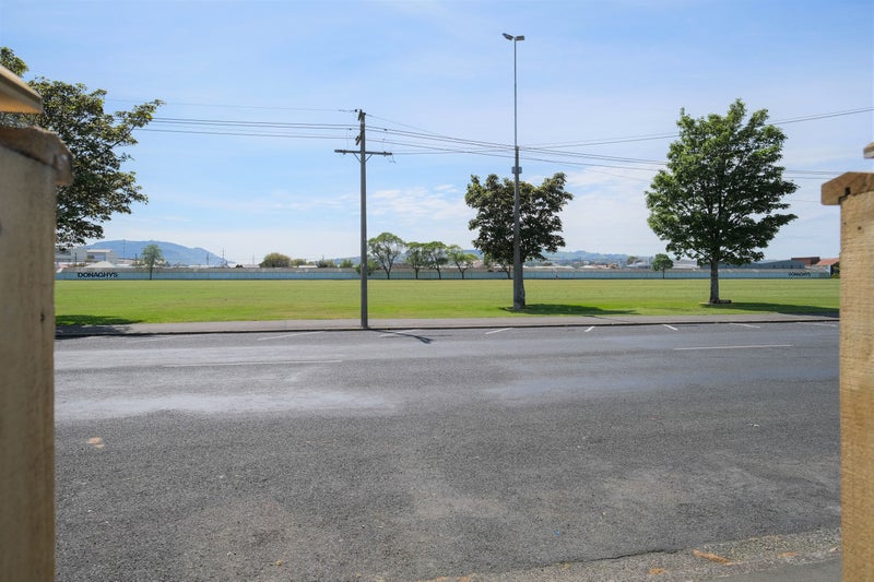 17 Helena Street, Forbury, Dunedin - Carousel 17