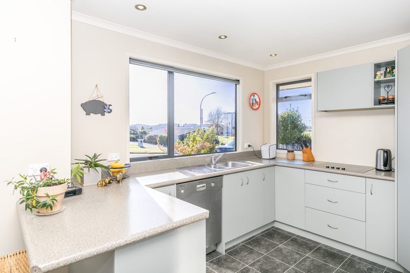 314 Raeburne Street, Te Awamutu, Te Awamutu - Carousel 2