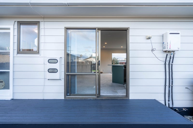 20 Station Road, Takanini, Auckland - Carousel 2