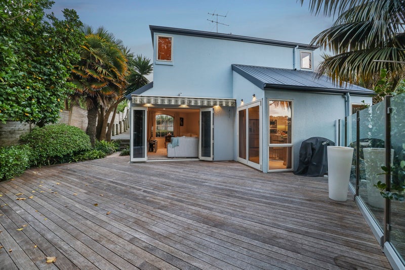 48A Waiohua Road, Greenlane, Auckland - Carousel 1