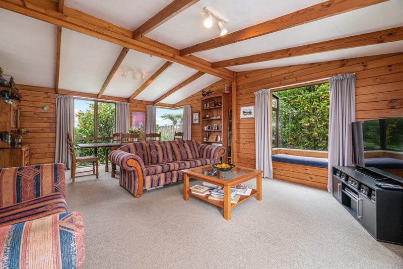 3 Rhinevale Close, Henderson, Auckland - Carousel 2