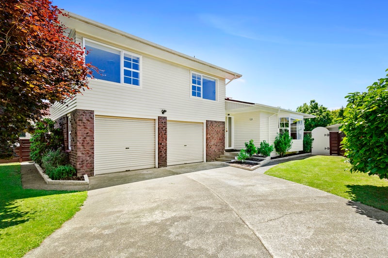 15 Hamerton Street, Naenae, Lower Hutt - Carousel 1