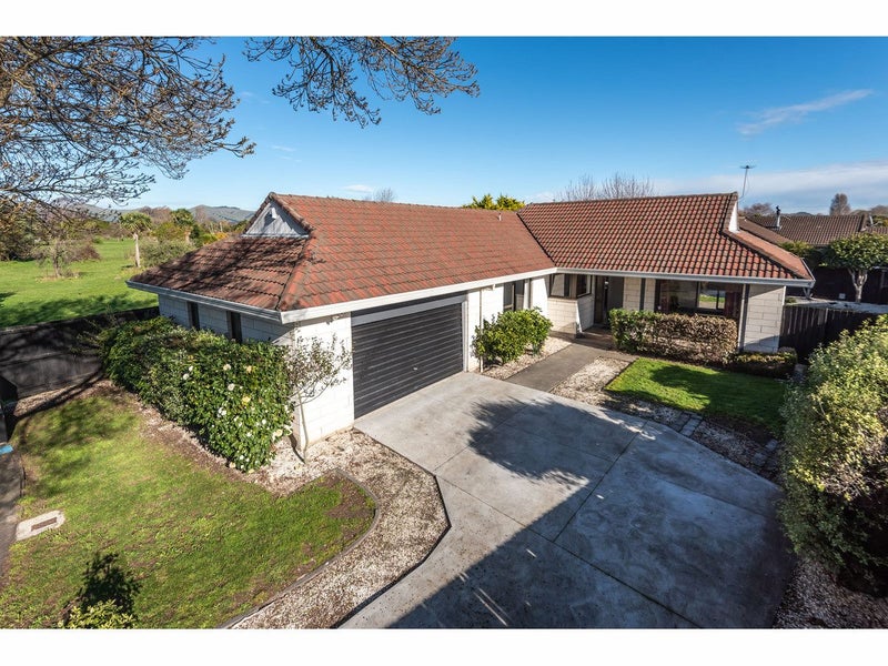 17 Lovelock Street, Dallington, Christchurch - Carousel 1