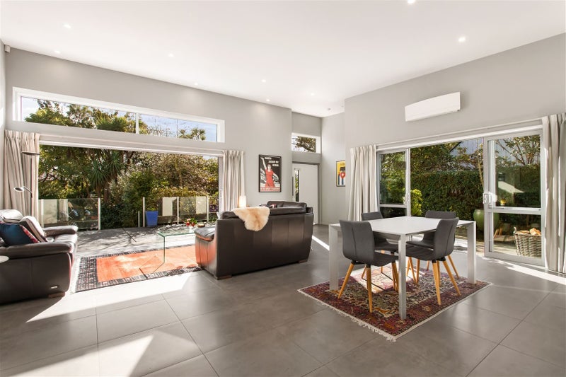 58 Westminster Street, St Albans, Christchurch - Carousel 1