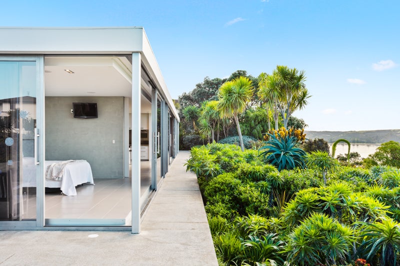 37 Island View Drive, Gulf Harbour, Whangaparaoa - Carousel 1