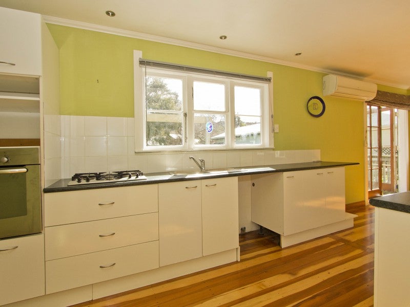 36 Wood Street, Wainuiomata, Lower Hutt - Carousel 2
