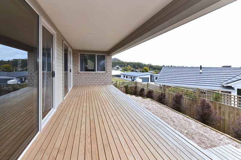 16 Butler Place, Lynmore, Rotorua - Carousel 2