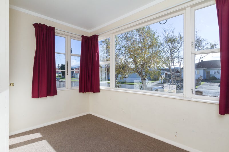 2/12 Rata Street, Naenae, Lower Hutt - Carousel 2