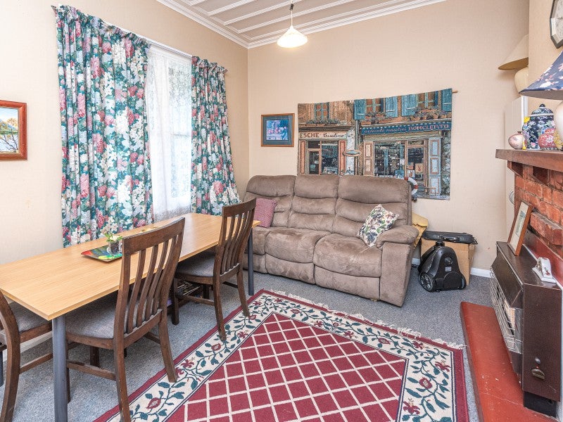 22 Eastown Road, Whanganui East, Whanganui - Carousel 2