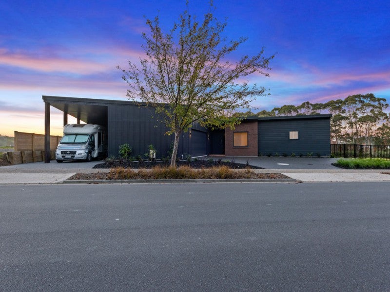 154 Lakes Boulevard, Pyes Pa, Tauranga - Carousel 20