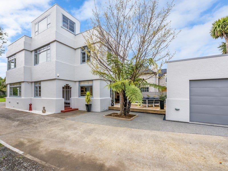 83 Woburn Rd, Woburn, Lower Hutt - Carousel 1