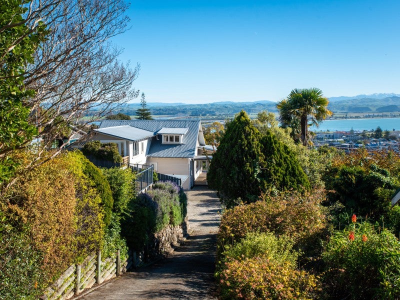 18 Roslyn Road, Bluff Hill, Napier - Carousel 20