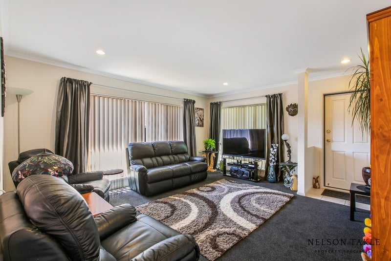 53 Waimahia Avenue, Weymouth, Auckland - Carousel 2