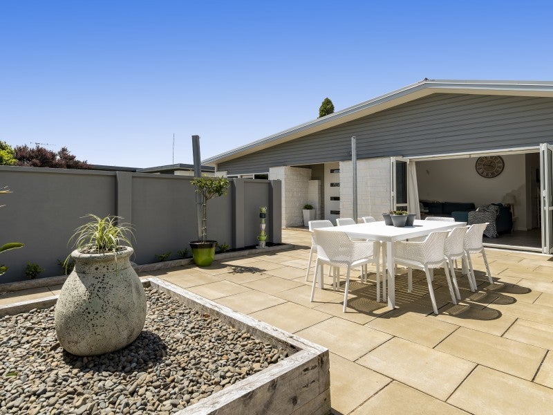 31 Bramley Drive, Omokoroa - Carousel 1