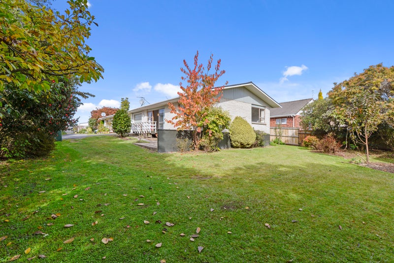 38 Neri Crescent, Pomare, Rotorua - Carousel 1