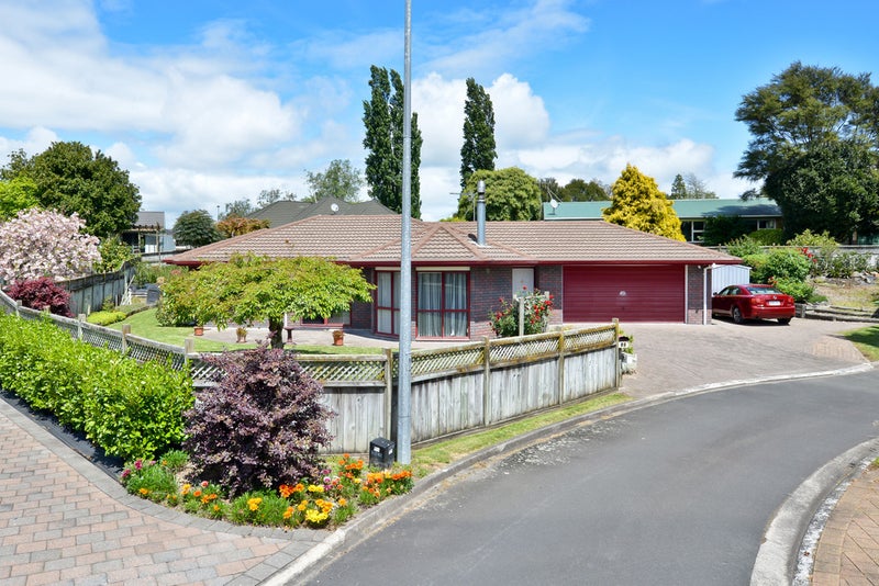 13 Millthorpe Crescent, Pukete, Hamilton - Carousel 2