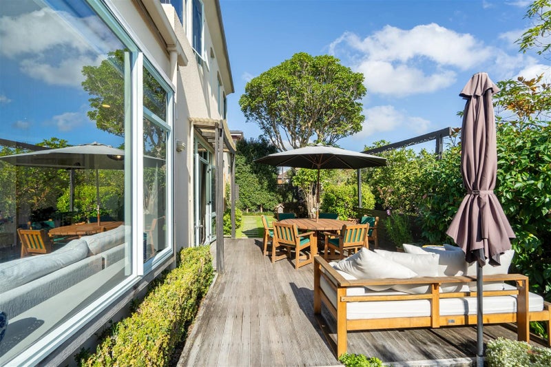 2/110 Aberdeen Road, Campbells Bay, Auckland - Carousel 2