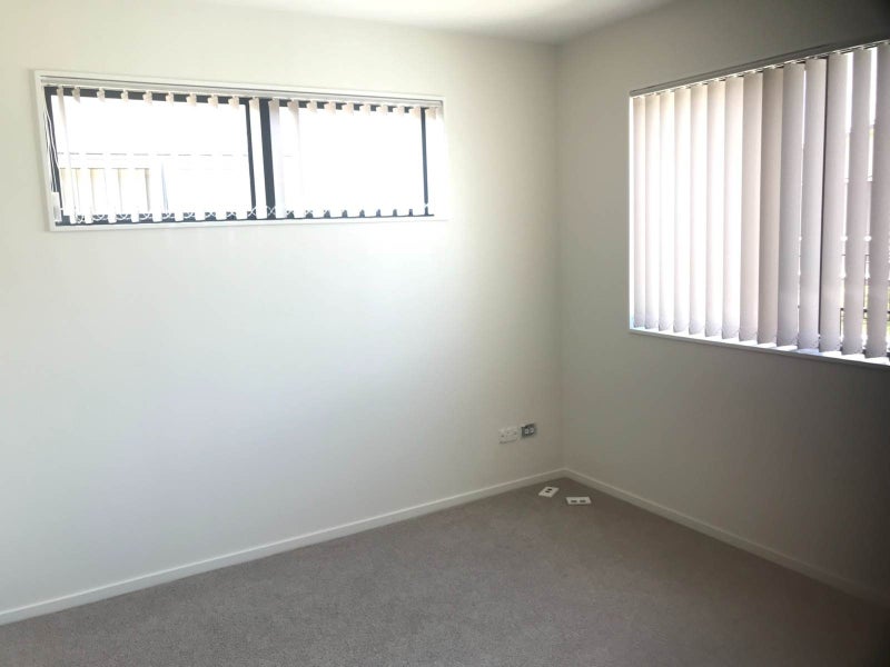 7 Fay Close, Wiri, Auckland - Carousel 2