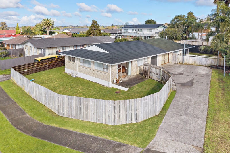 1/31 Galvan Avenue, Sunnyhills, Auckland - Carousel 1