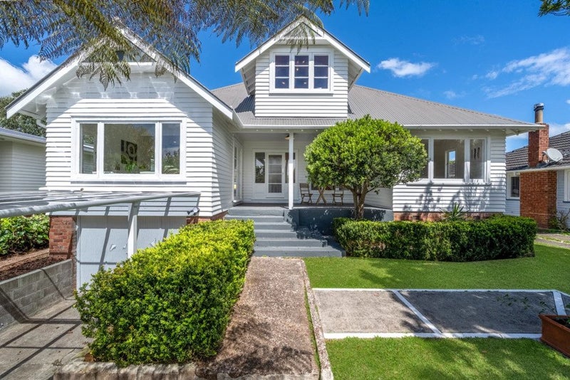 28 Springleigh Avenue, Mount Albert, Auckland - Carousel 1
