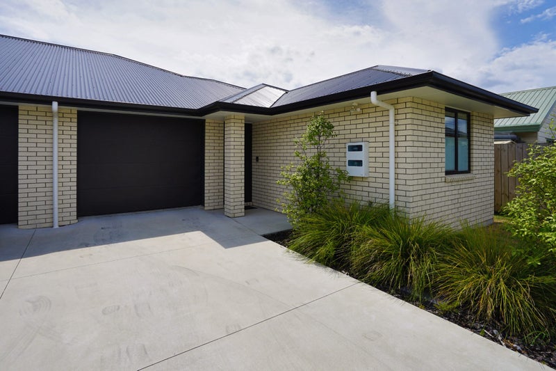 5C Bruce Avenue, Glenview, Hamilton - Carousel 1